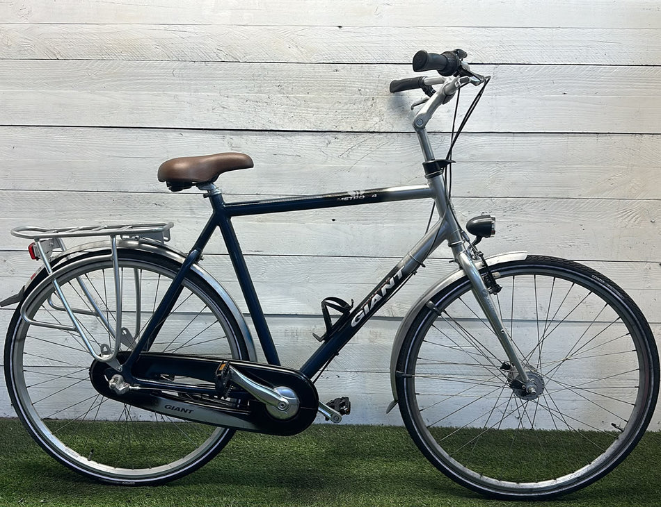 Giant Metro CS4