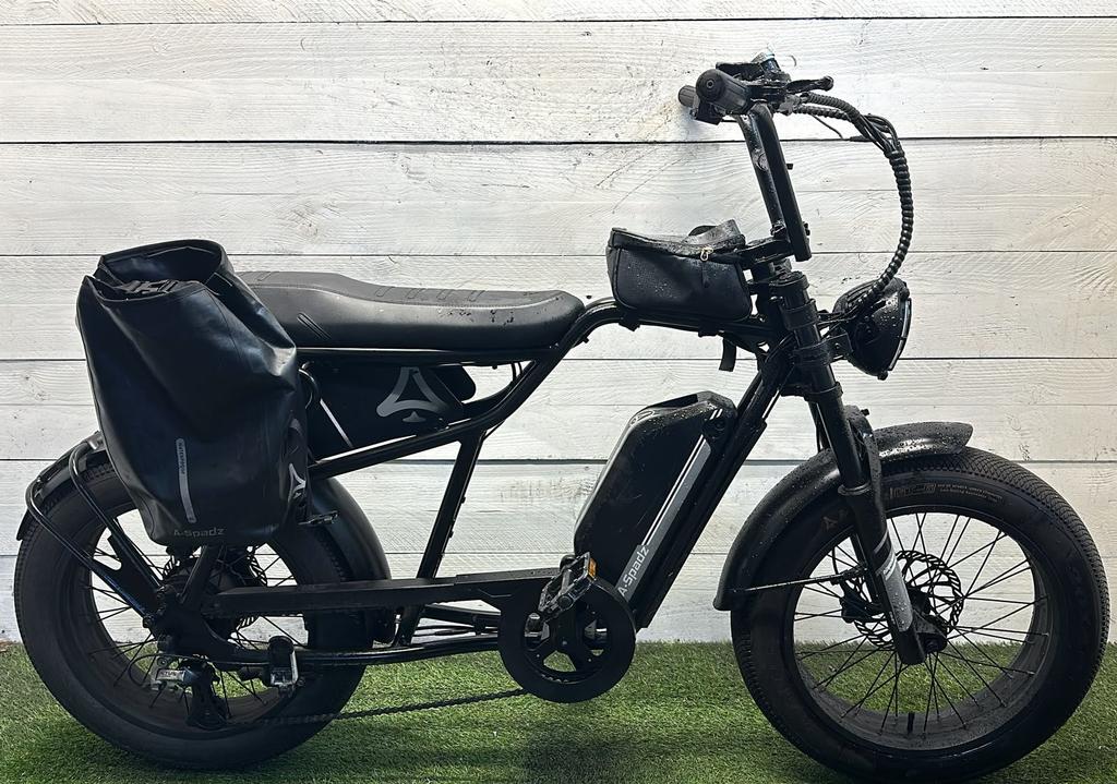A-Spadz V8 Cavet Fatbike - Vergrote foto