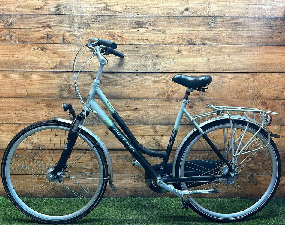 Altra Cyber 7v 28inch 55cm