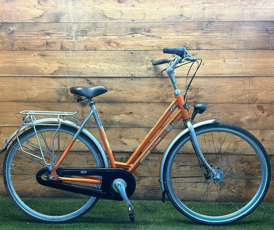 Gazelle Chamonix 8v 28inch 57cm