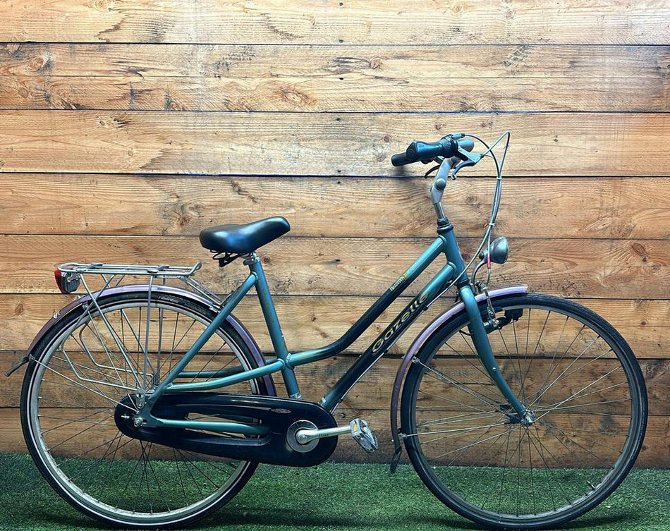 Gazelle Orange 7v 28inch 50cm