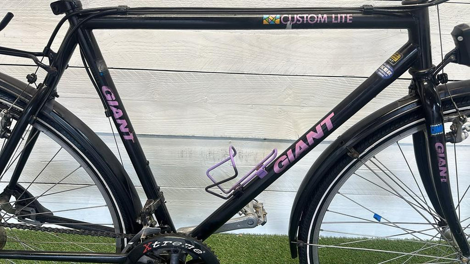 Giant Custom Lite