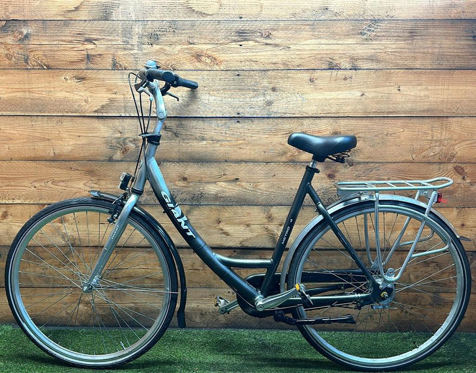 Giant Metro 3v 28inch 56cm