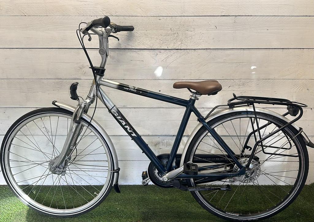 Giant Metro CS1 – Refurbished Tweedehands Fiets Cheapassbikes