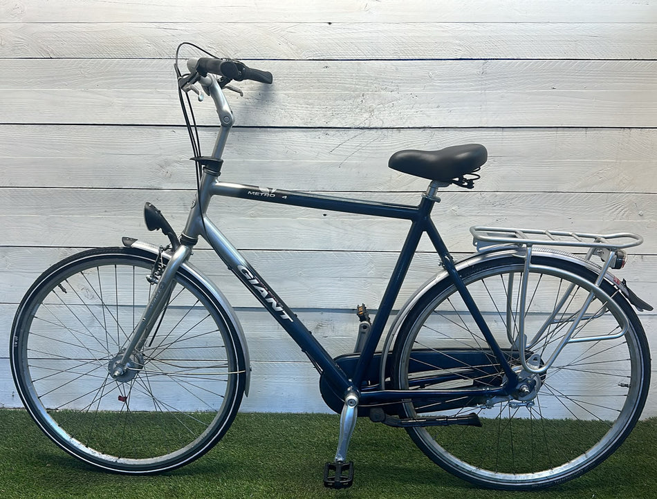 Giant Metro CS4