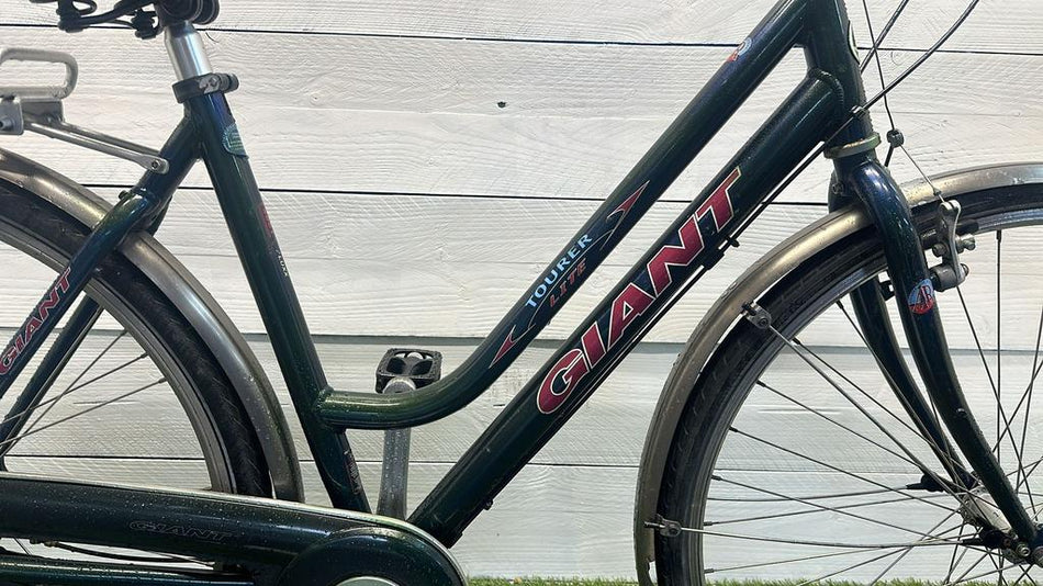 Giant Tourer