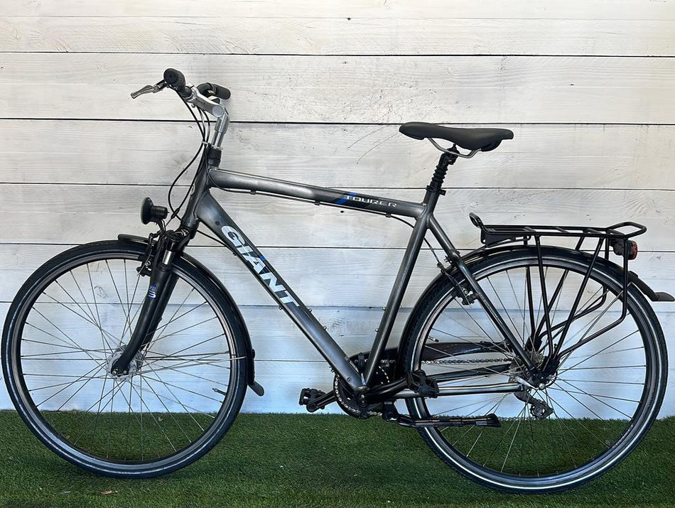 Giant Tourer